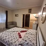 Morocz Vendeghaz ゲストハウス 3*