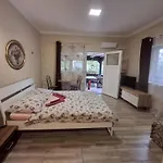 ゲストハウス Morocz Vendeghaz Balatonboglár