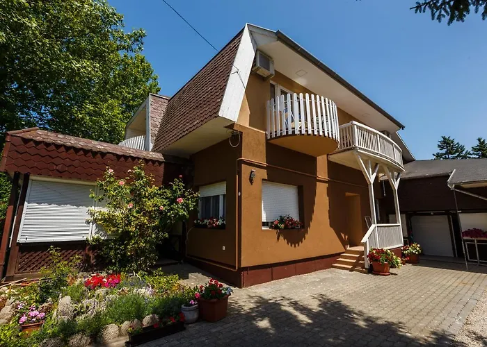 Morocz Vendeghaz Gasthof Balatonboglár
